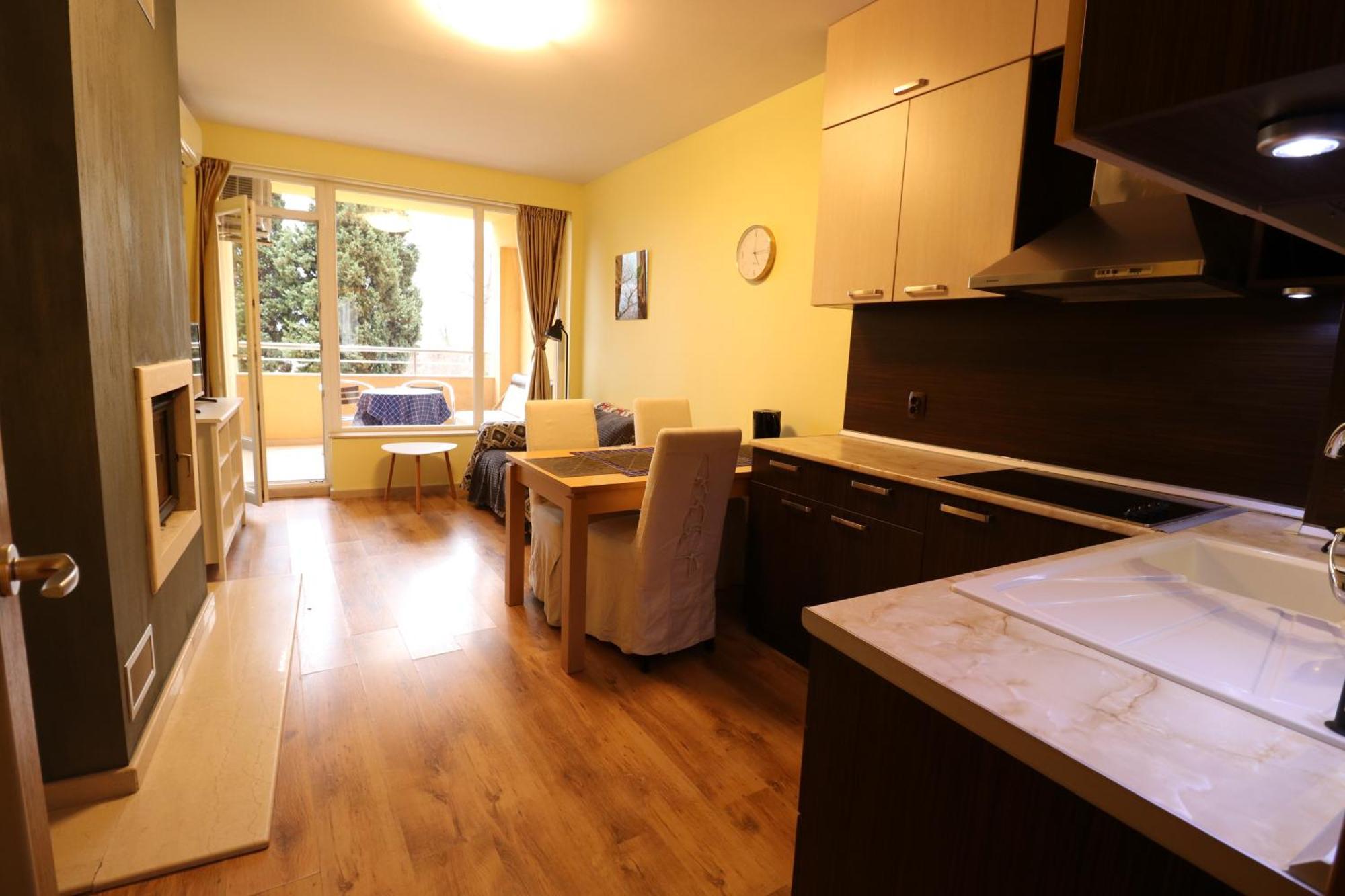 Varna Garden View Apartment Eksteriør bilde
